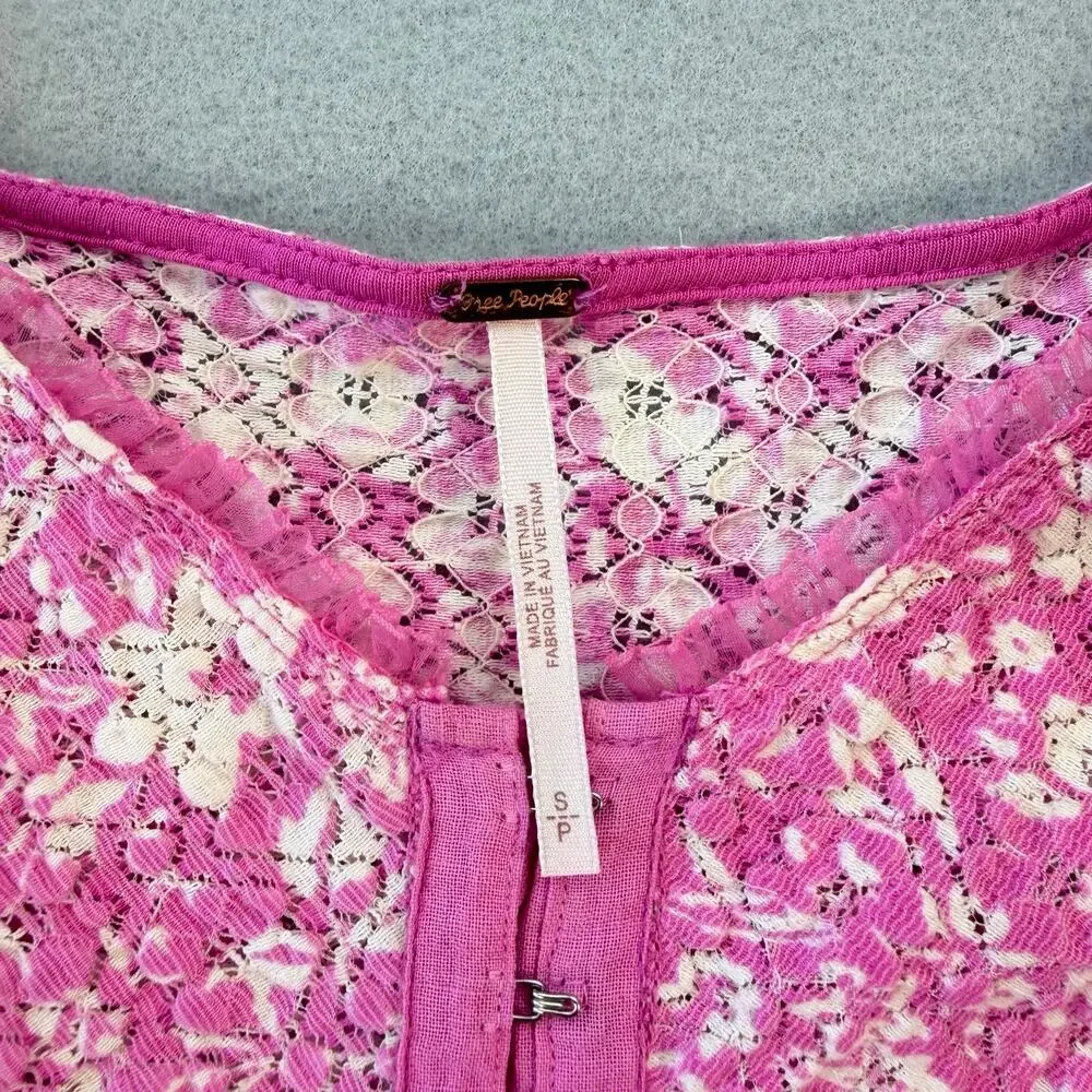 Free People Oh Baby Pink White Corset Puff Sleeve Ruffle Lace Eyelet Blouse Top